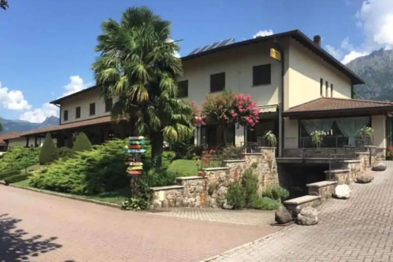 Hotel Merloni Grandola ed Uniti Екстер'єр фото