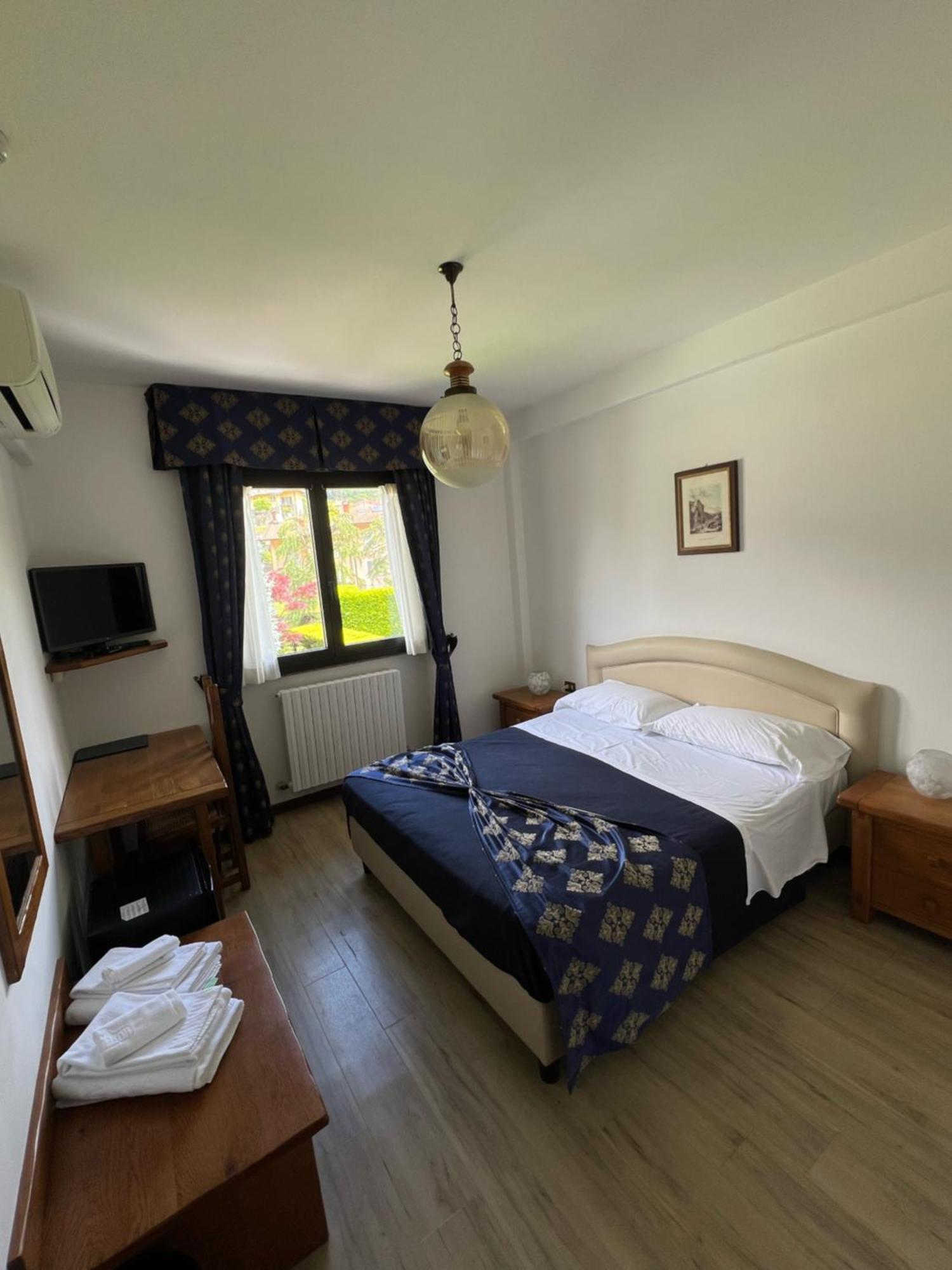 Hotel Merloni Grandola ed Uniti Екстер'єр фото