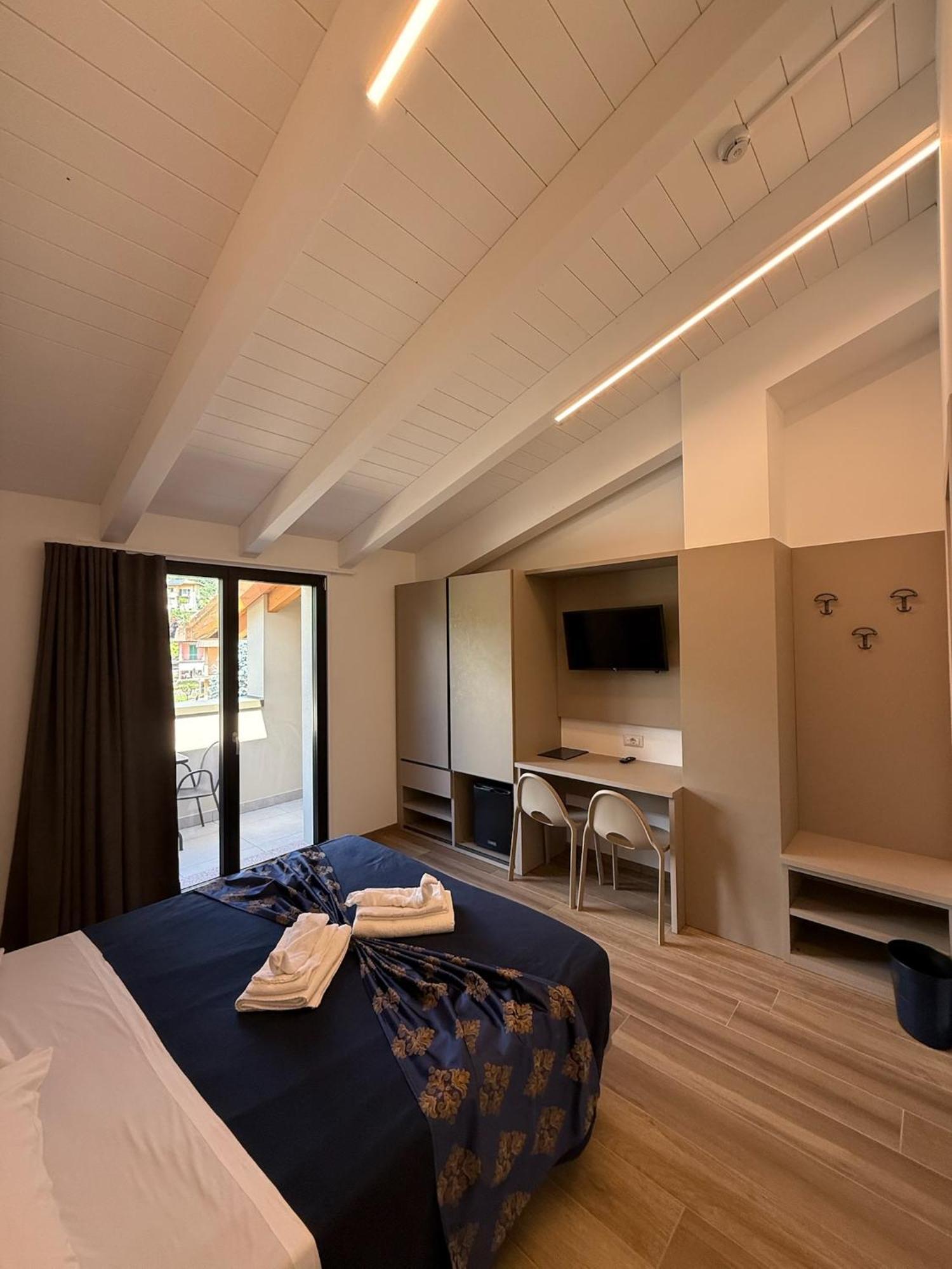 Hotel Merloni Grandola ed Uniti Екстер'єр фото