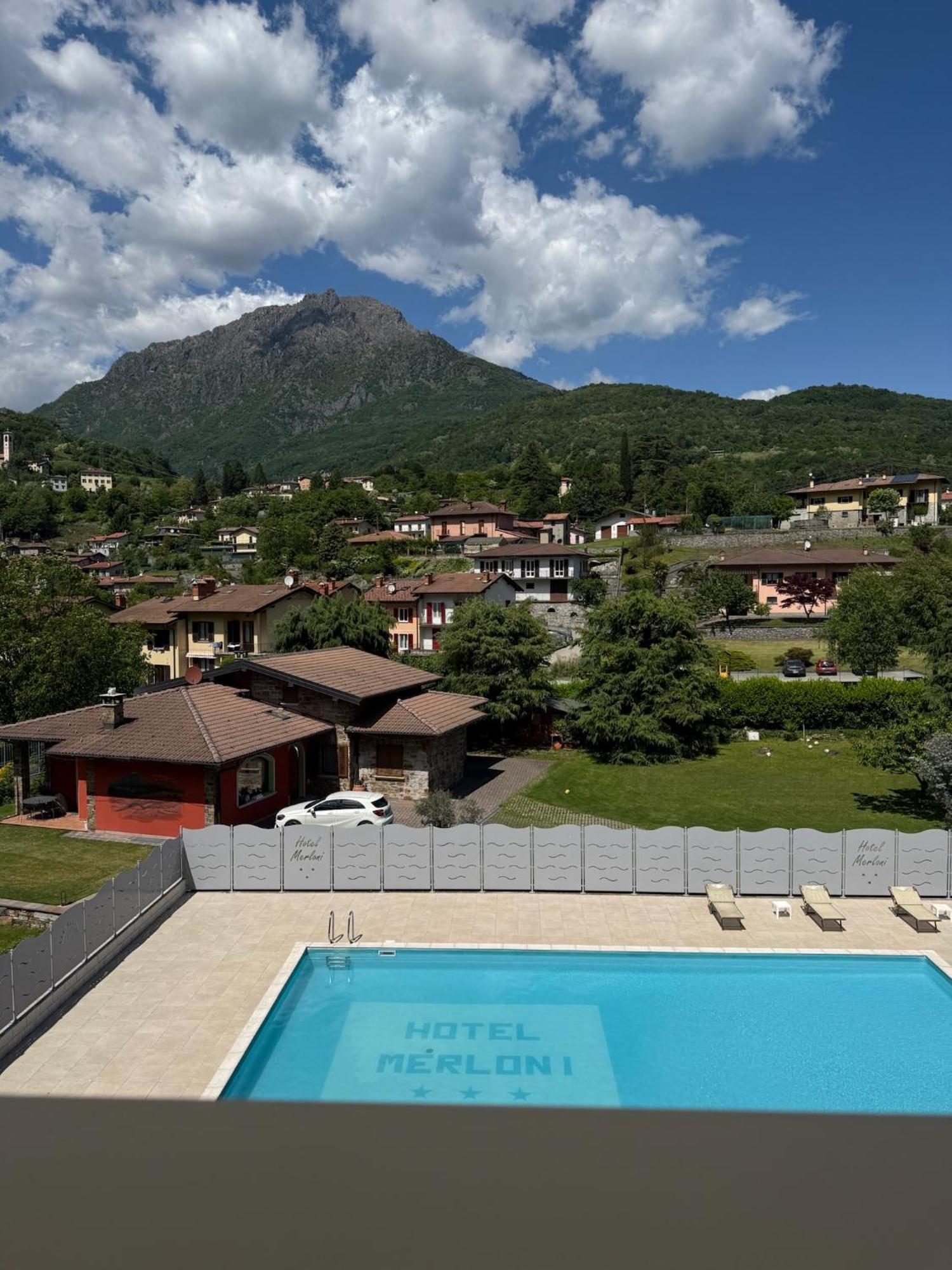 Hotel Merloni Grandola ed Uniti Екстер'єр фото