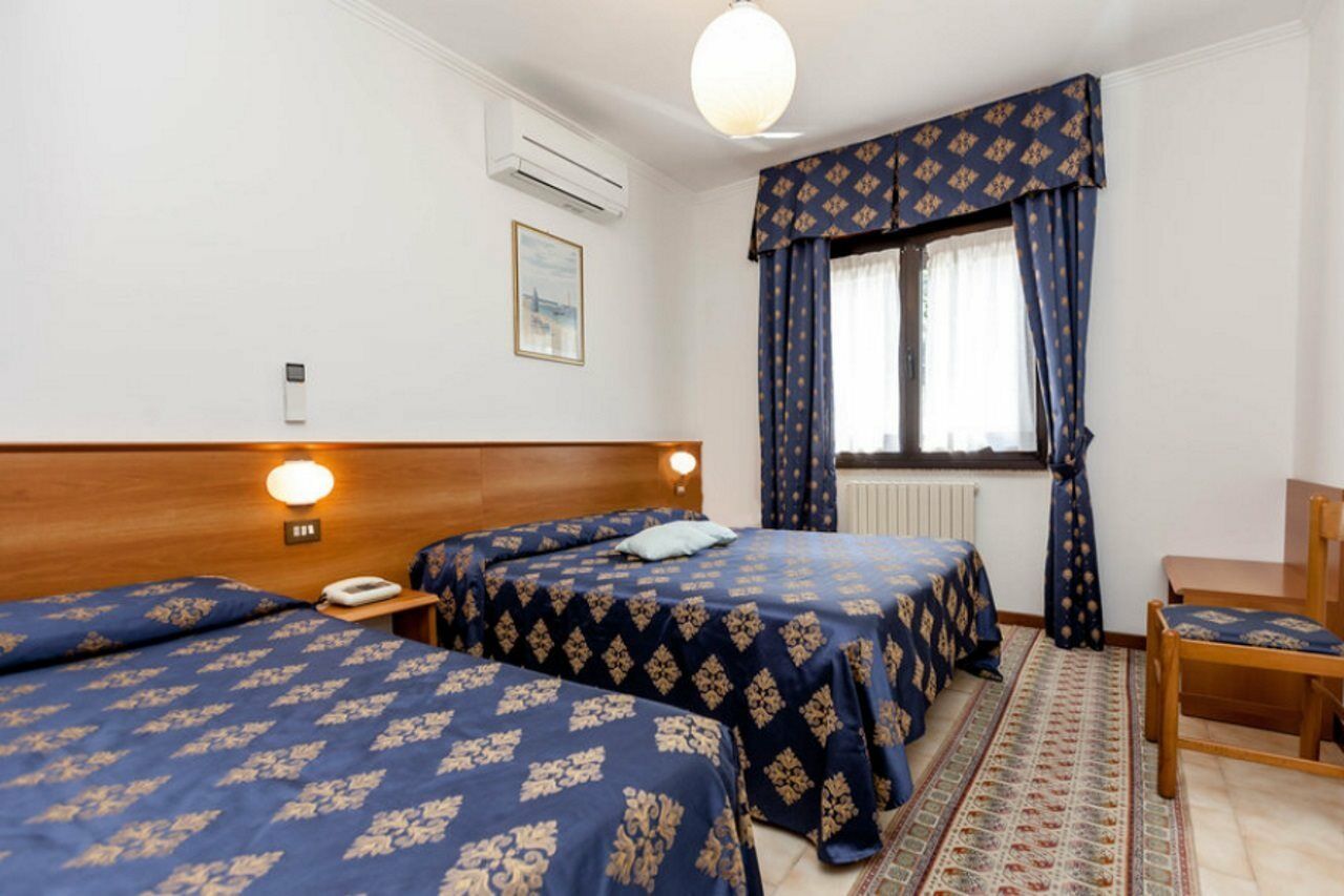 Hotel Merloni Grandola ed Uniti Екстер'єр фото