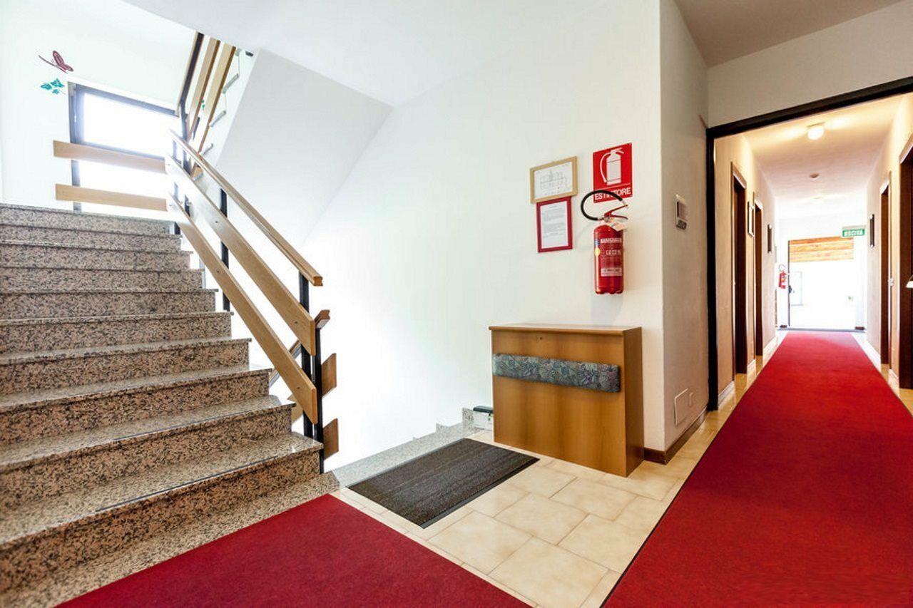 Hotel Merloni Grandola ed Uniti Екстер'єр фото